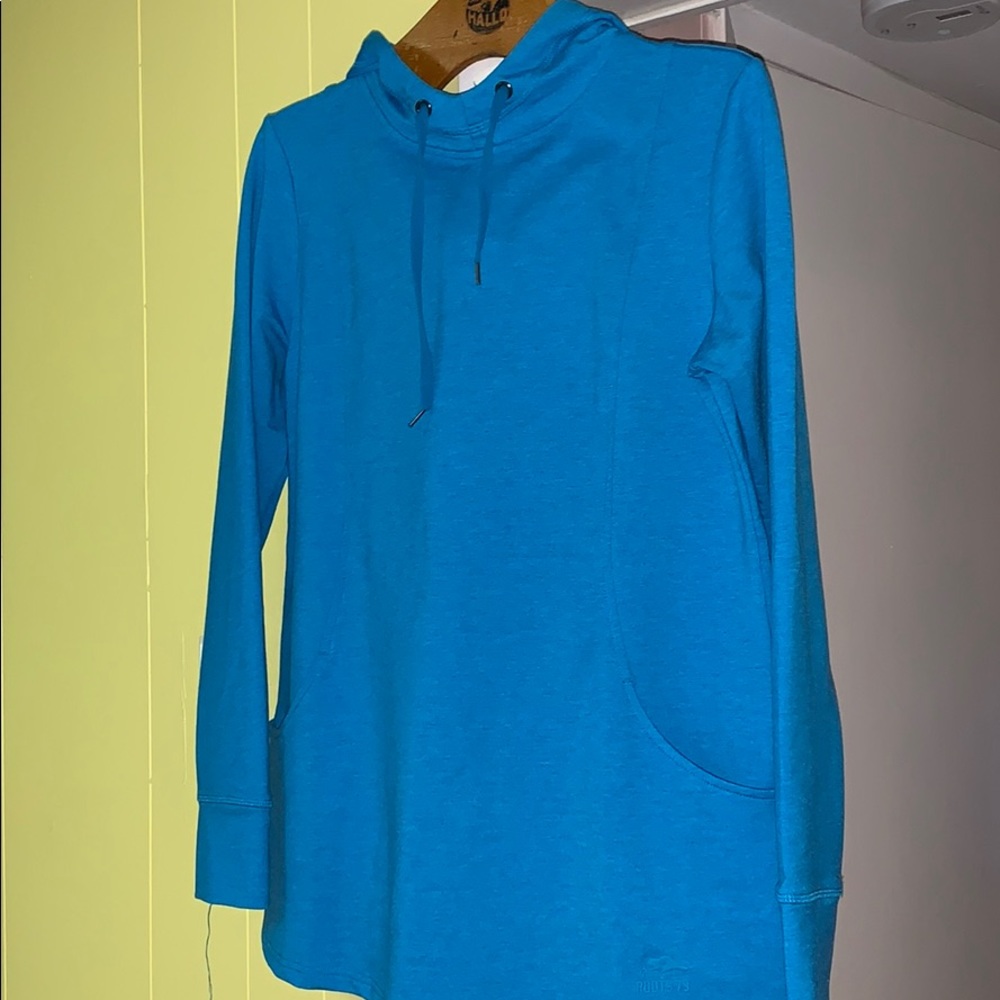 Roots ,Bright blue hoodie, thumb holes & pockets - Picture 7 of 13